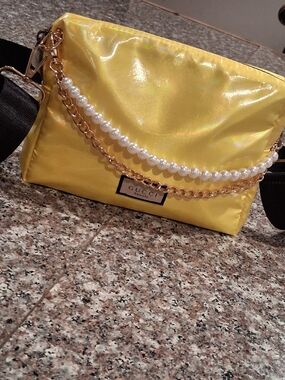 Gucci GWP Yellow Iridescent Pearl & Gold Chain Crossbody Bag
